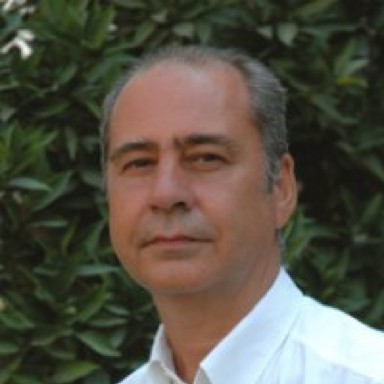 Emilio Martínez de Victoria Muñoz